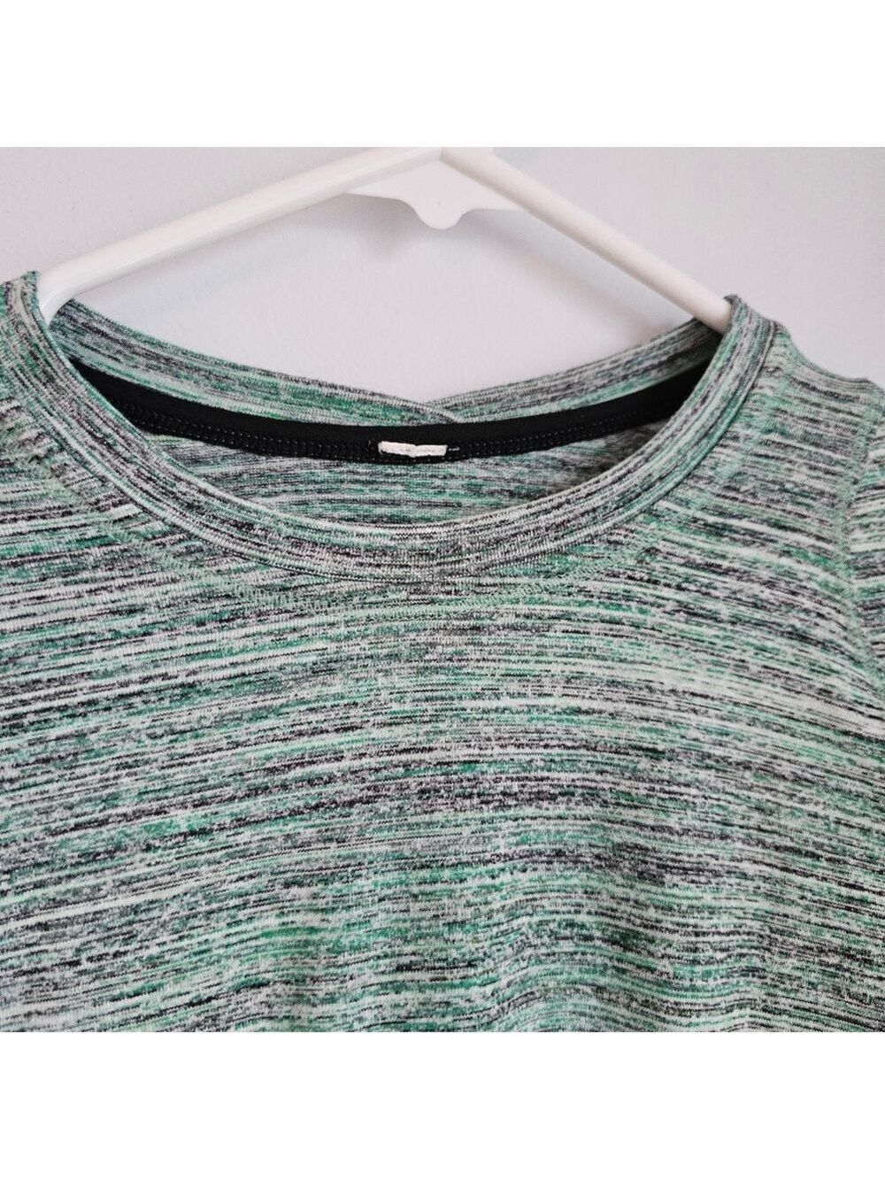 Lululemon Runderful Long Sleeve - Picture 3 of 9